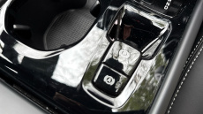 Volvo XC40 2.0 B3P Plus Dark 5dr Auto Petrol Estate